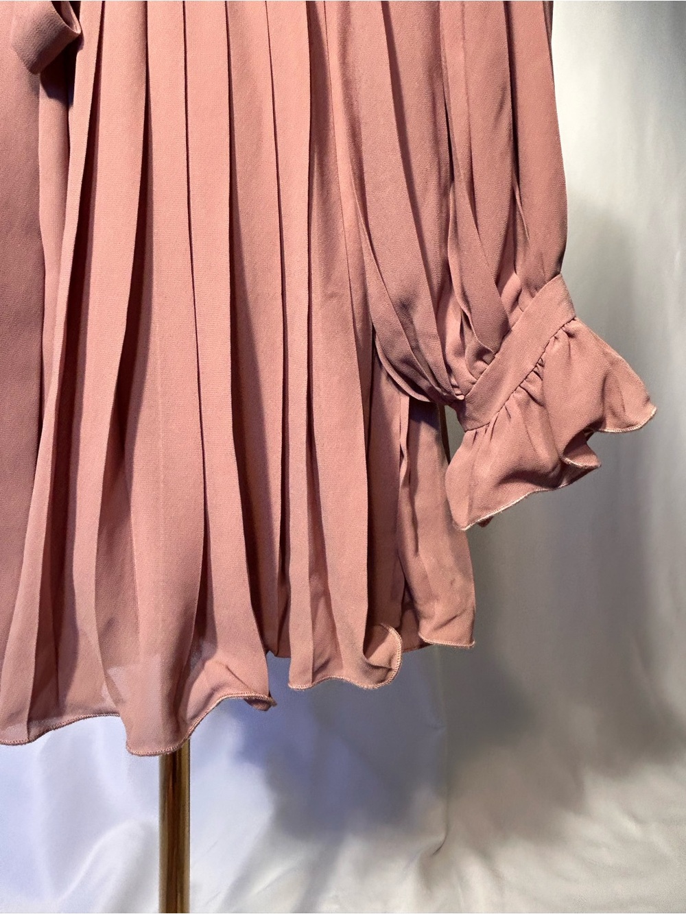 Pink Lily Chiffon Pleated Button-Front Romper Dress Size M Feminine Flirty - Picture 7 of 12